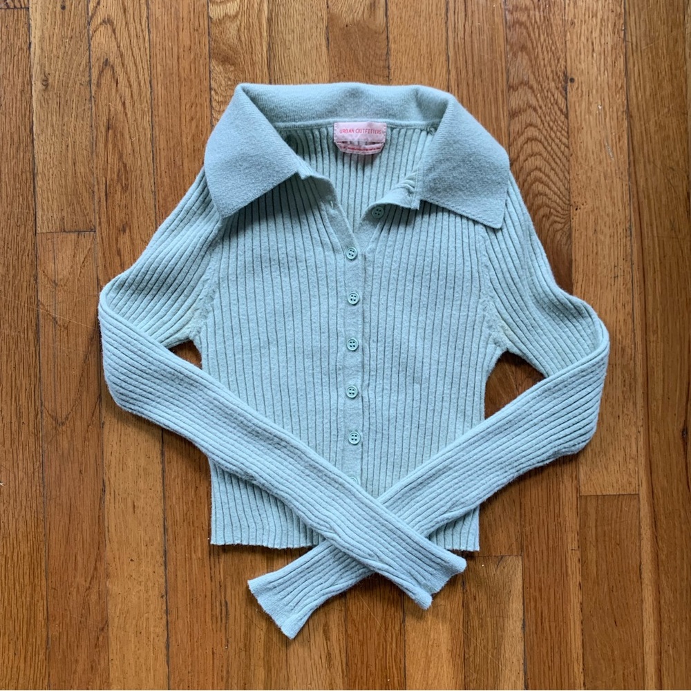 Urban Outfitters Mint Green Long Sleeve Button Down Collared Top